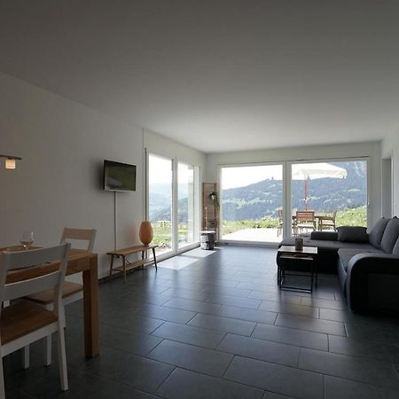 Clasgieri - 3-Zimmer-Ferienwohnung Fuer 4 - 6 Personen, 65M2 Falera Kültér fotó
