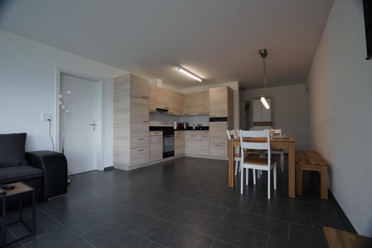 Clasgieri - 3-Zimmer-Ferienwohnung Fuer 4 - 6 Personen, 65M2 Falera Kültér fotó