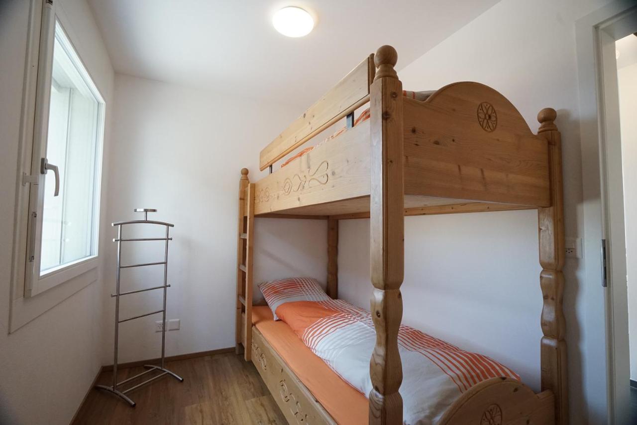 Clasgieri - 3-Zimmer-Ferienwohnung Fuer 4 - 6 Personen, 65M2 Falera Kültér fotó